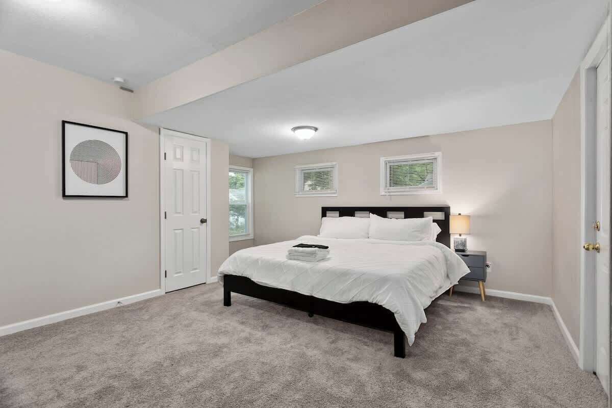 5 dormitorios, tabla de planchar con plancha, cuna de viaje y wifi