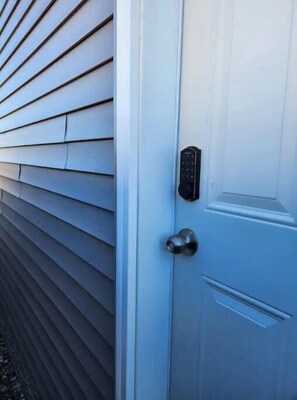 Exterior detail - Cozy one Bedroom suite (Regina)