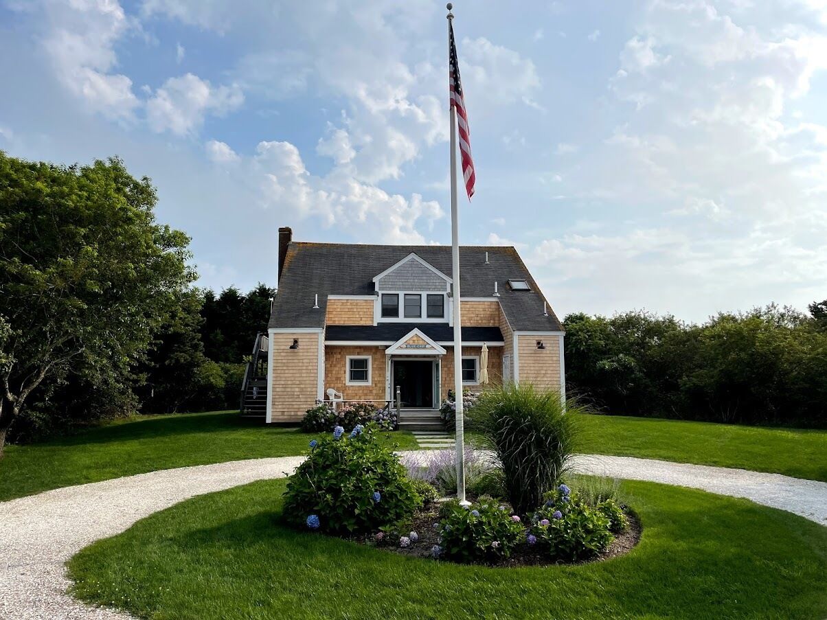 Surfside Summer Rental, walking distance to beaches!