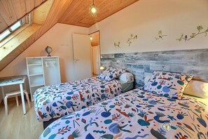 3 habitaciones, tabla de planchar con plancha y wifi gratis