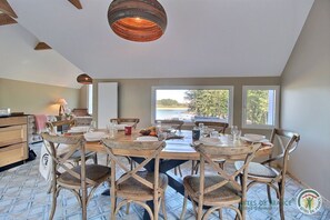 Dining - La Maison Bleue - Tregastel (TREGASTEL)