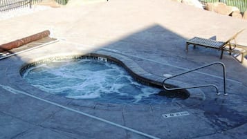 Idromassaggio all'aperto