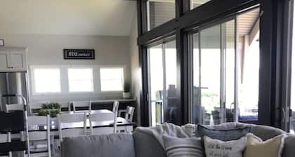 Group Vacation Spot with Private Beach Access, Pool, Hot Tub, and Indoor Slides