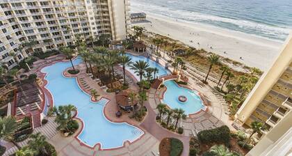 Beachfront Paradise with Reserved Parking