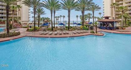 Beachfront Paradise with Reserved Parking
