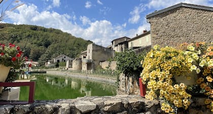 Gîte des Serves appartement 50m2 Chavanay 6 personnes