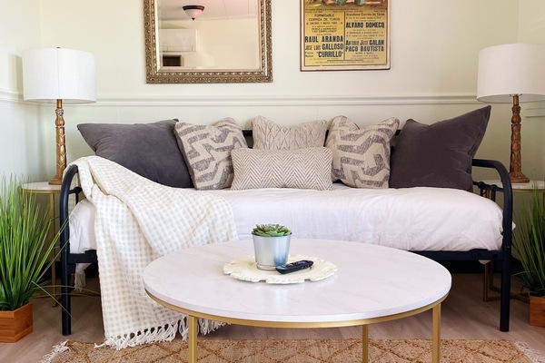 Cozy up on our nap-worthy day bed couch while streaming your favorite Netflix show!