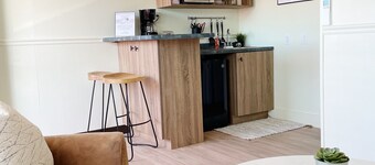 Suite 108 | 1 Bed/1bath + Living & Kitchen