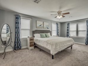 4 habitaciones, escritorio y wifi gratis