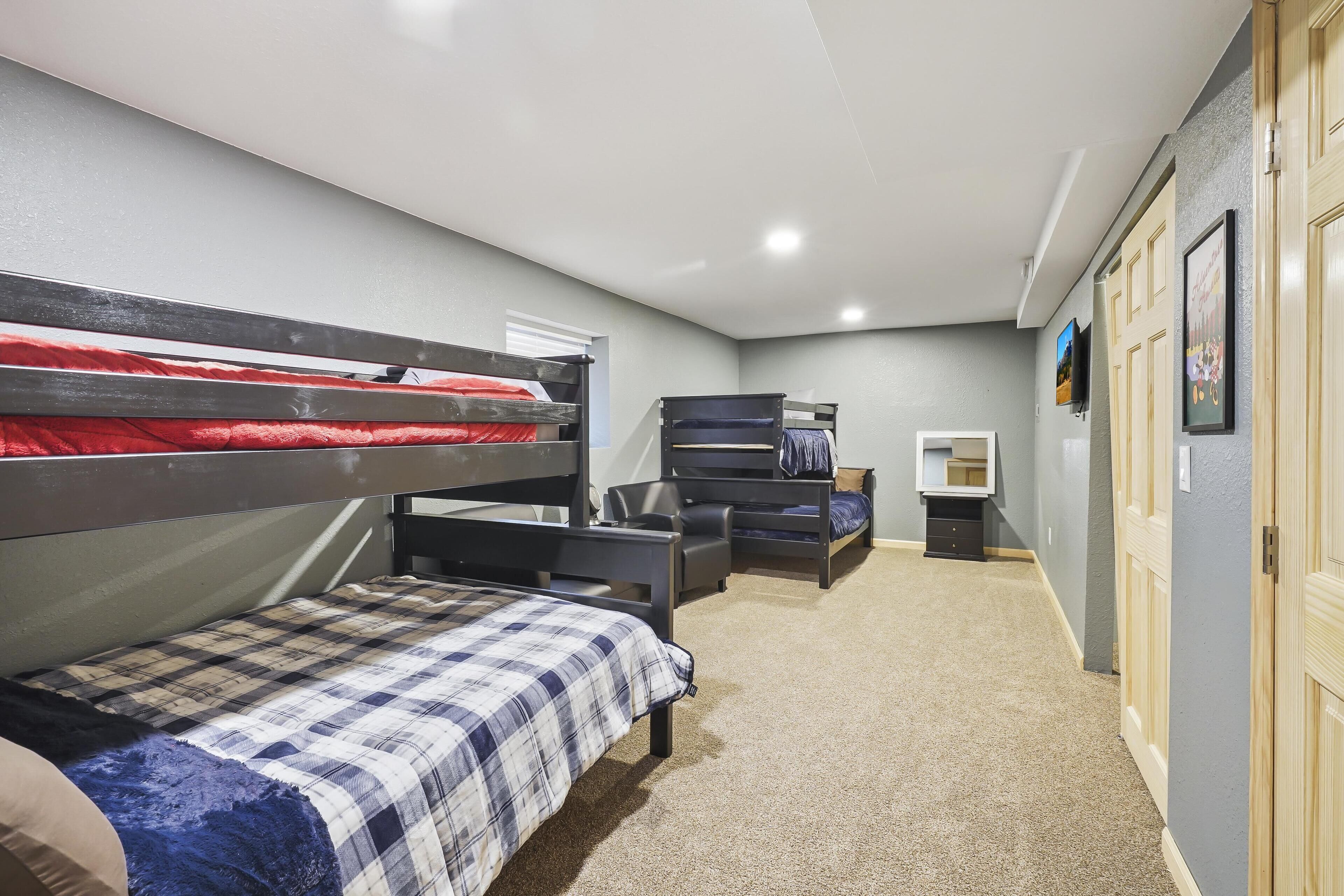 5 chambres, fer et planche à repasser, lit parapluie, Wi-Fi gratuit