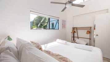 2 bedrooms, individually decorated, individually furnished