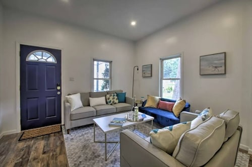 Dunes Home 3 Bedroom I 2 BHR I 2 Living rooms Home | Valpo University | Dunes