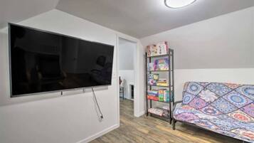 Smart TV, books