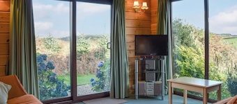 3 bedroom accommodation in Woolsery, near Hartland