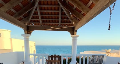 NEW! Modern Beachfront Beauty 4 bedroom