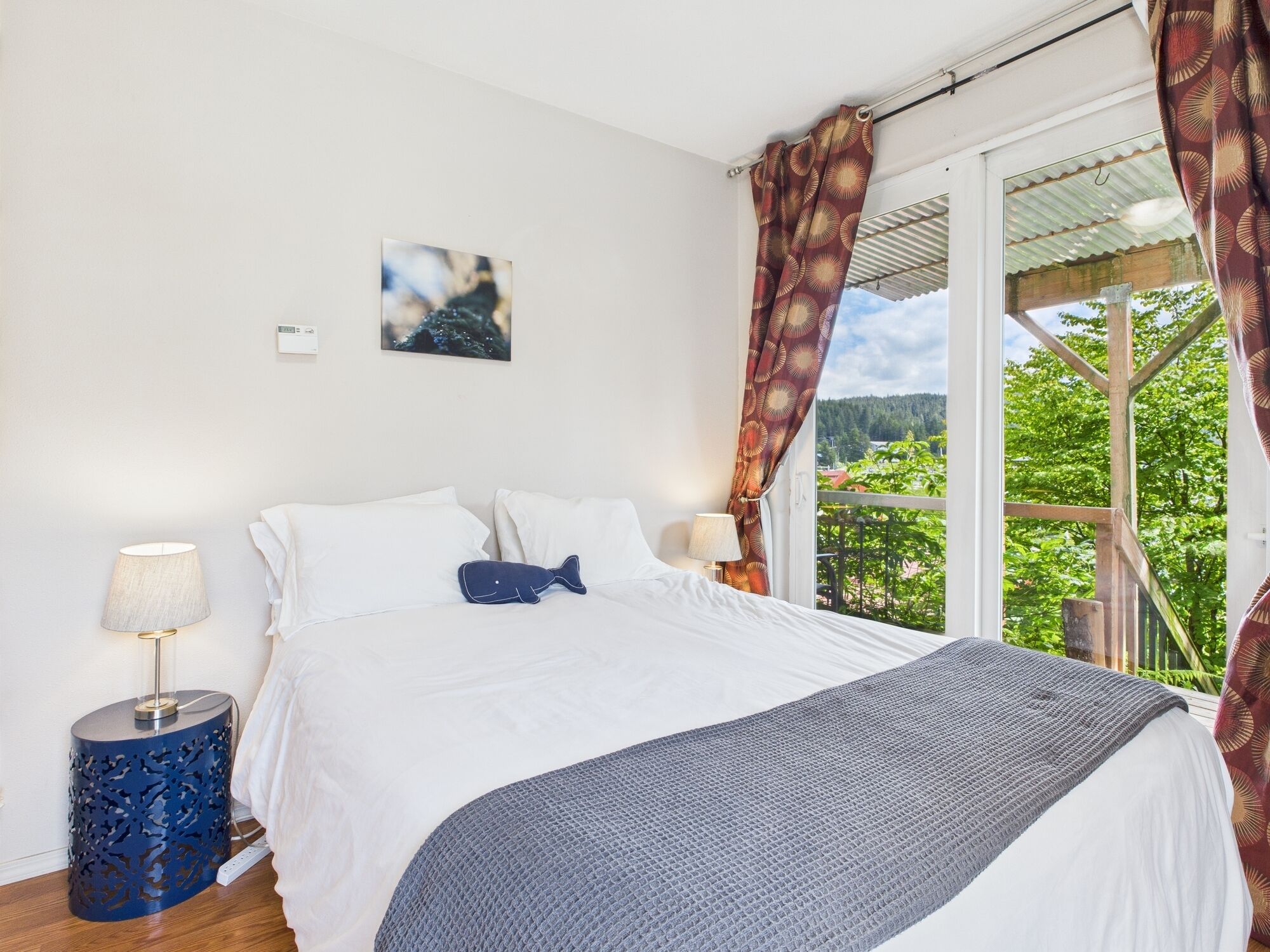 1 chambre, fer et planche à repasser, accès Internet, draps fournis