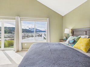 3 chambres, fer et planche à repasser, Wi-Fi gratuit, draps fournis