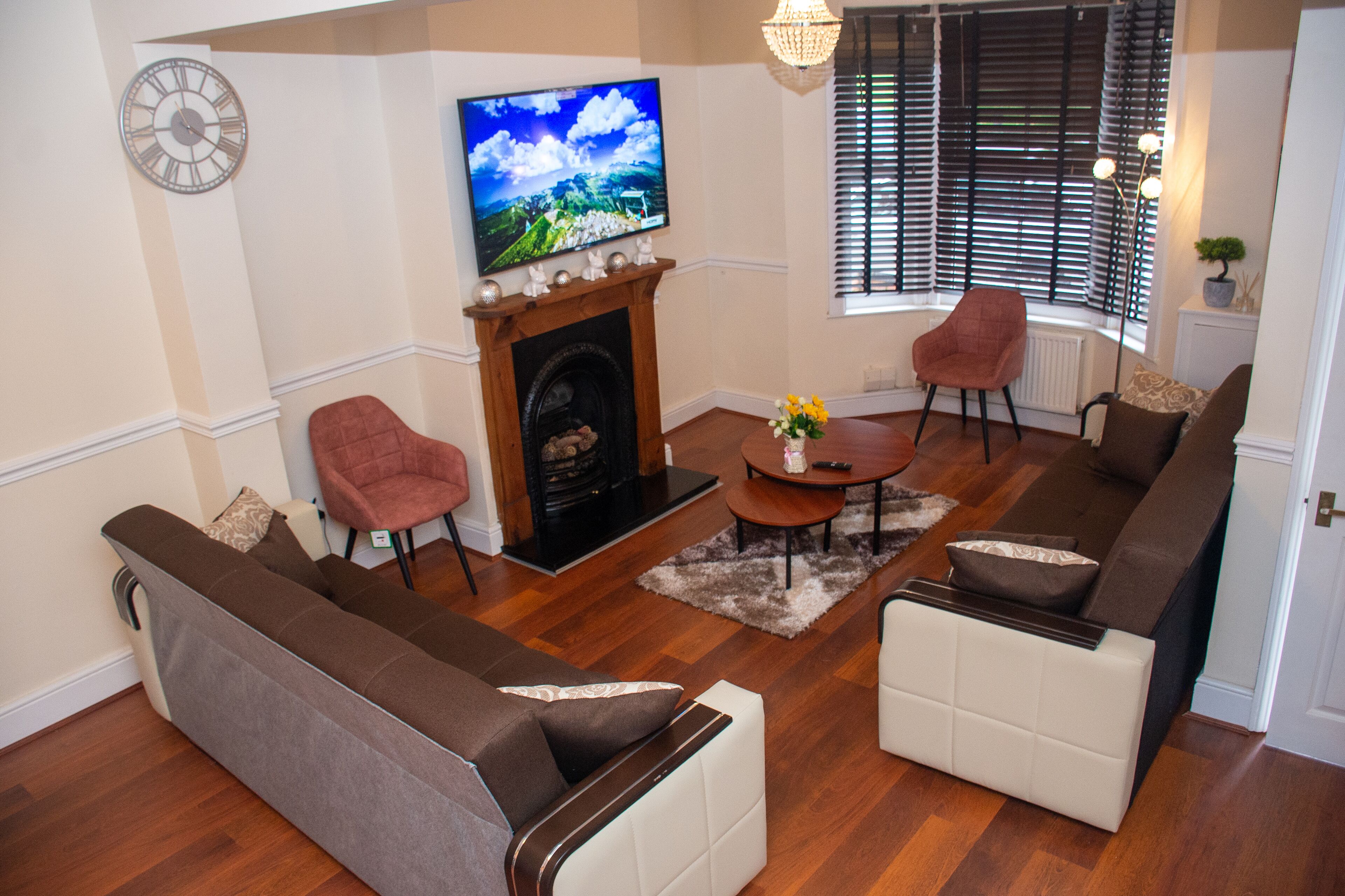 智能电视、壁炉