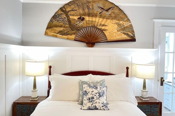 Bedroom (1)