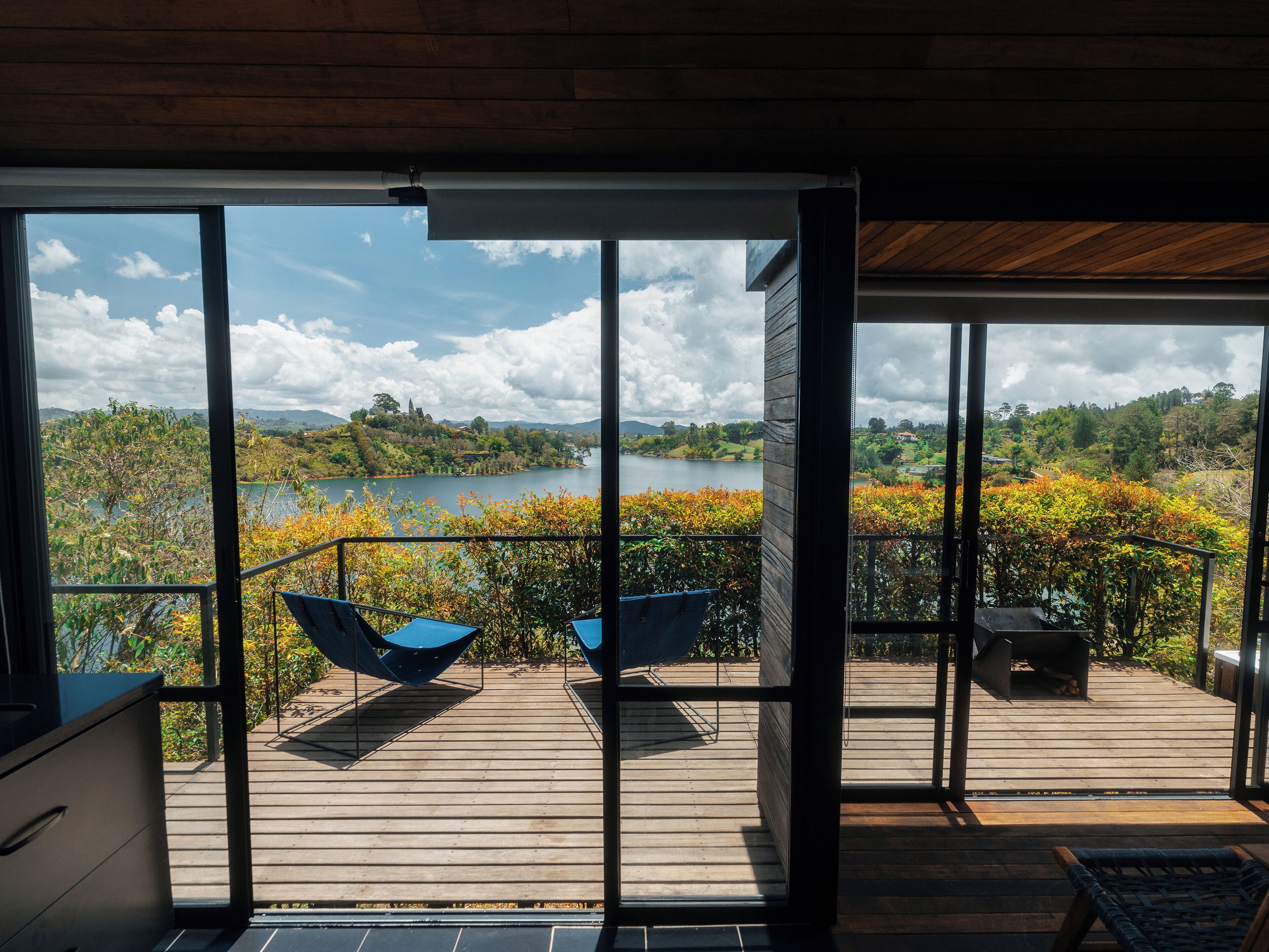 Ropa de cama de alta calidad, cubrecamas y colchones con efecto memoria 