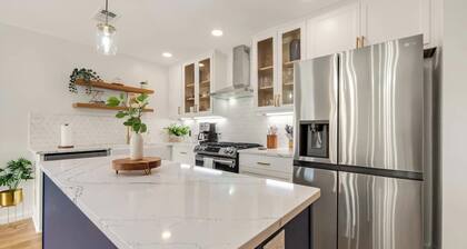 Bellini House / Stunning Modern 3BD Home