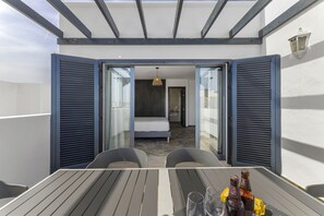 1 室のベッドルーム、セーフティボックス (室内)、アイロン / アイロン台、WiFi (無料)