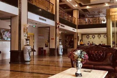 Ru Jiang Hotel