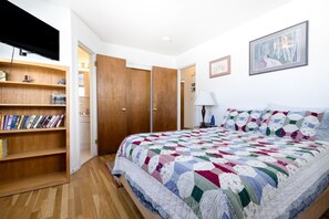 3 habitaciones, escritorio, tabla de planchar con plancha y wifi 