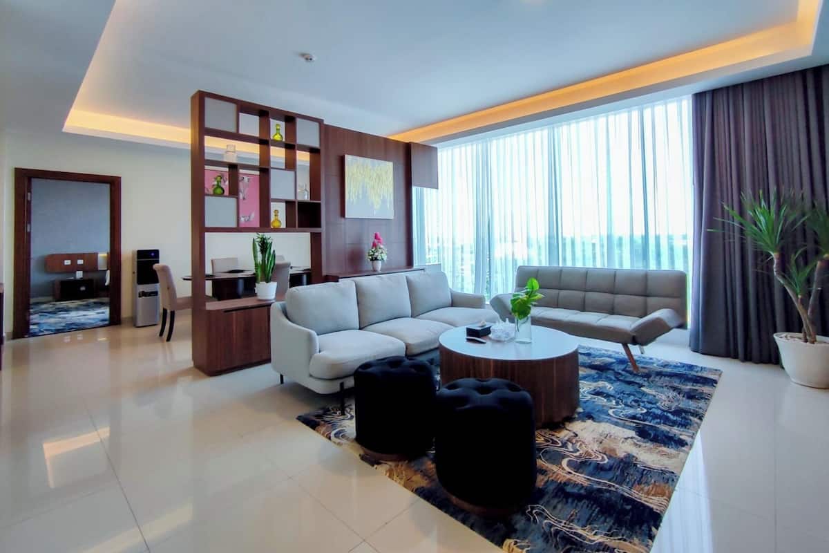 Habitació doble presidencial | Escriptori, planxa i posts de planxar i wifi gratuïta