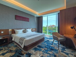 Desk, iron/ironing board, free WiFi - UNHAS HOTEL & CONVENTION (Makassar)