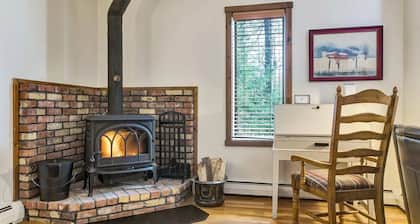 Relaxing Unit in Heart of Quechee | Mill Run 2C