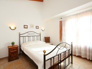 3 habitaciones y cuna de viaje 