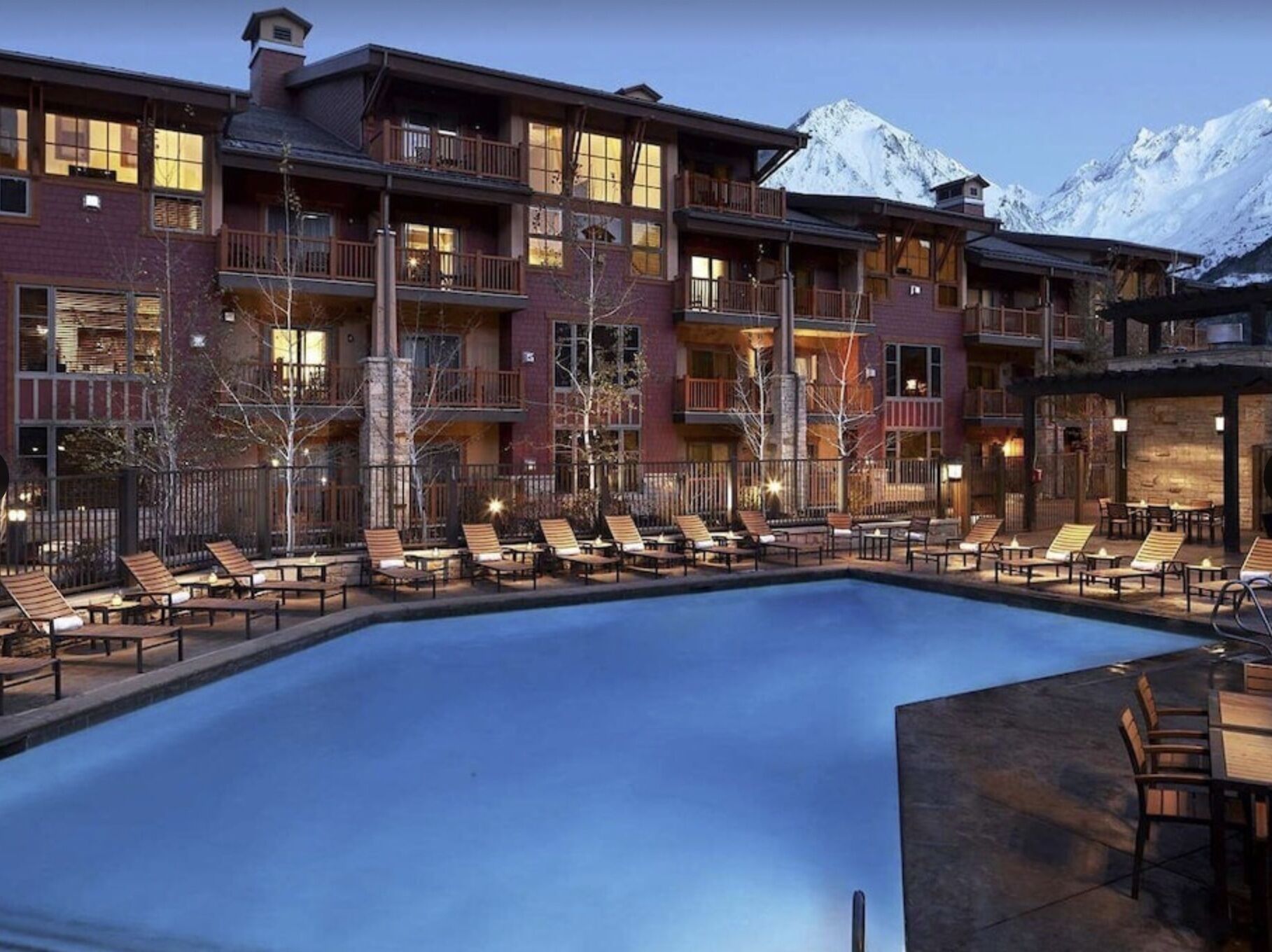 屋外プール、温水プール