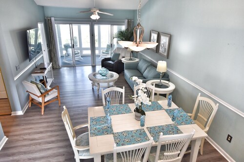 Gorgeous Condo in an Intracoastal Waterway Comm/Carolina Keyes/Pool/Hot tub