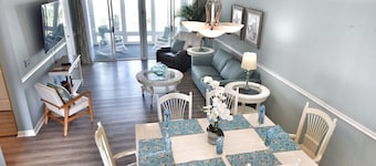 Gorgeous Condo in an Intracoastal Waterway Comm/Carolina Keyes/Pool/Hot tub
