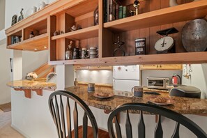 Dining - RMR: Mountain Ash 3 Condo in The Aspens/Wilson,WY (Wilson)