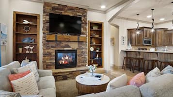 TV, fireplace, DVD player, offices