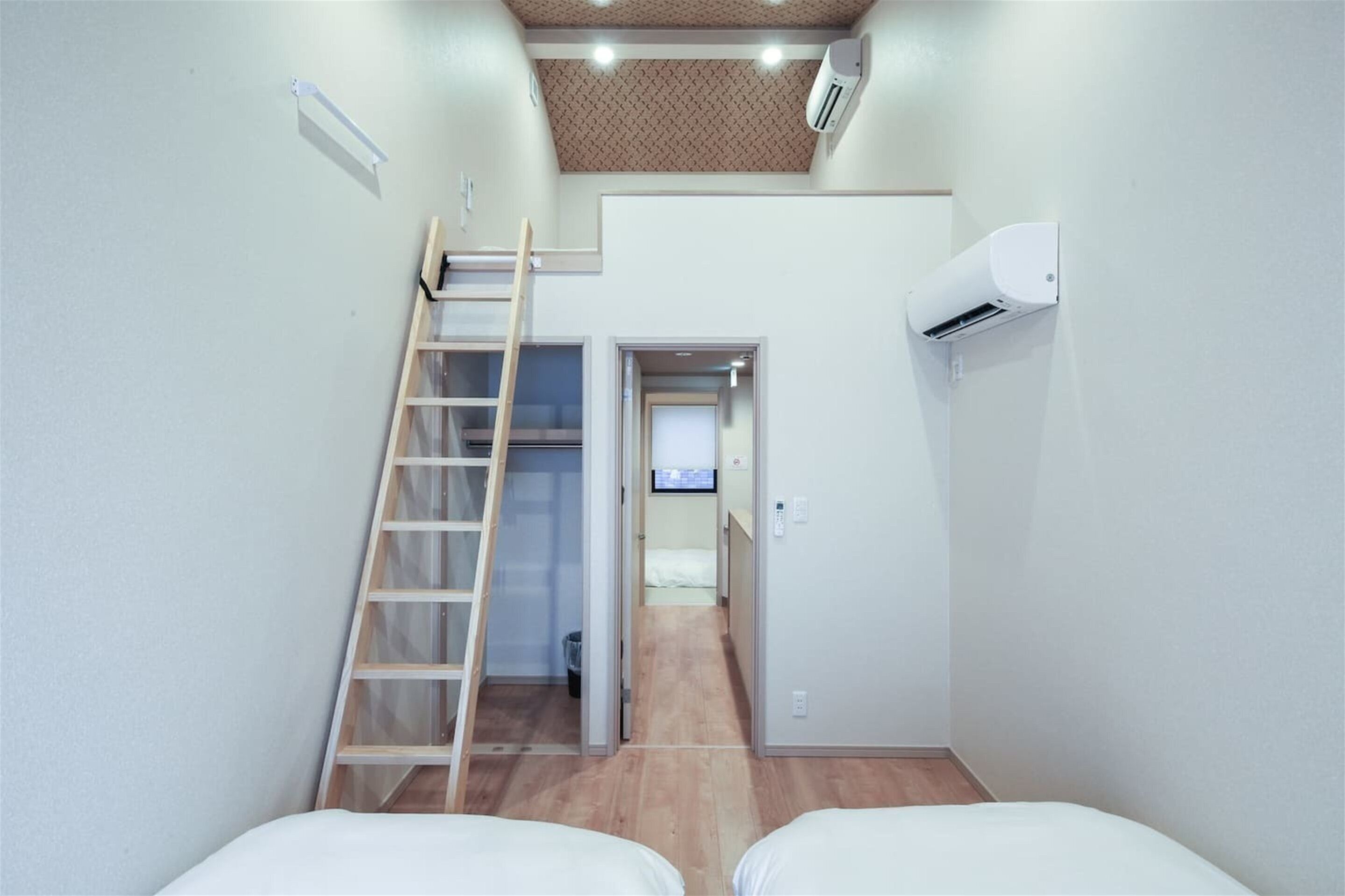 House | 2 bedrooms, free WiFi, bed sheets