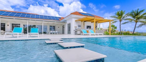 Villa (Multiple Bedrooms) | Property amenity