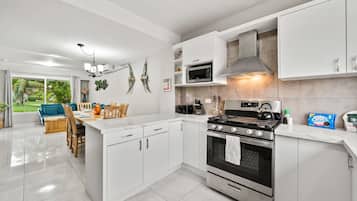 Căn hộ (3 Bedrooms) | Tiện nghi, dịch vụ nơi lưu trú