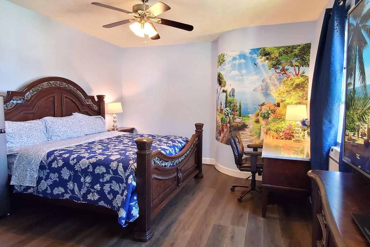 Suite estudio Deluxe, 1 cama de matrimonio grande, cocina básica | Sábanas de algodón egipcio y ropa de cama de alta calidad