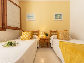 4 Schlafzimmer, Reisekinderbett, kostenloses WLAN