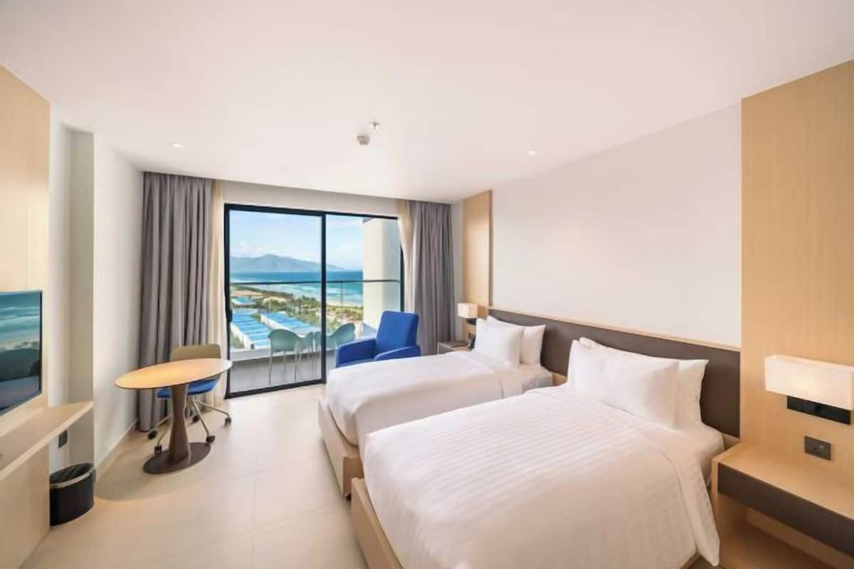 Minibar, in-room safe, desk, blackout curtains