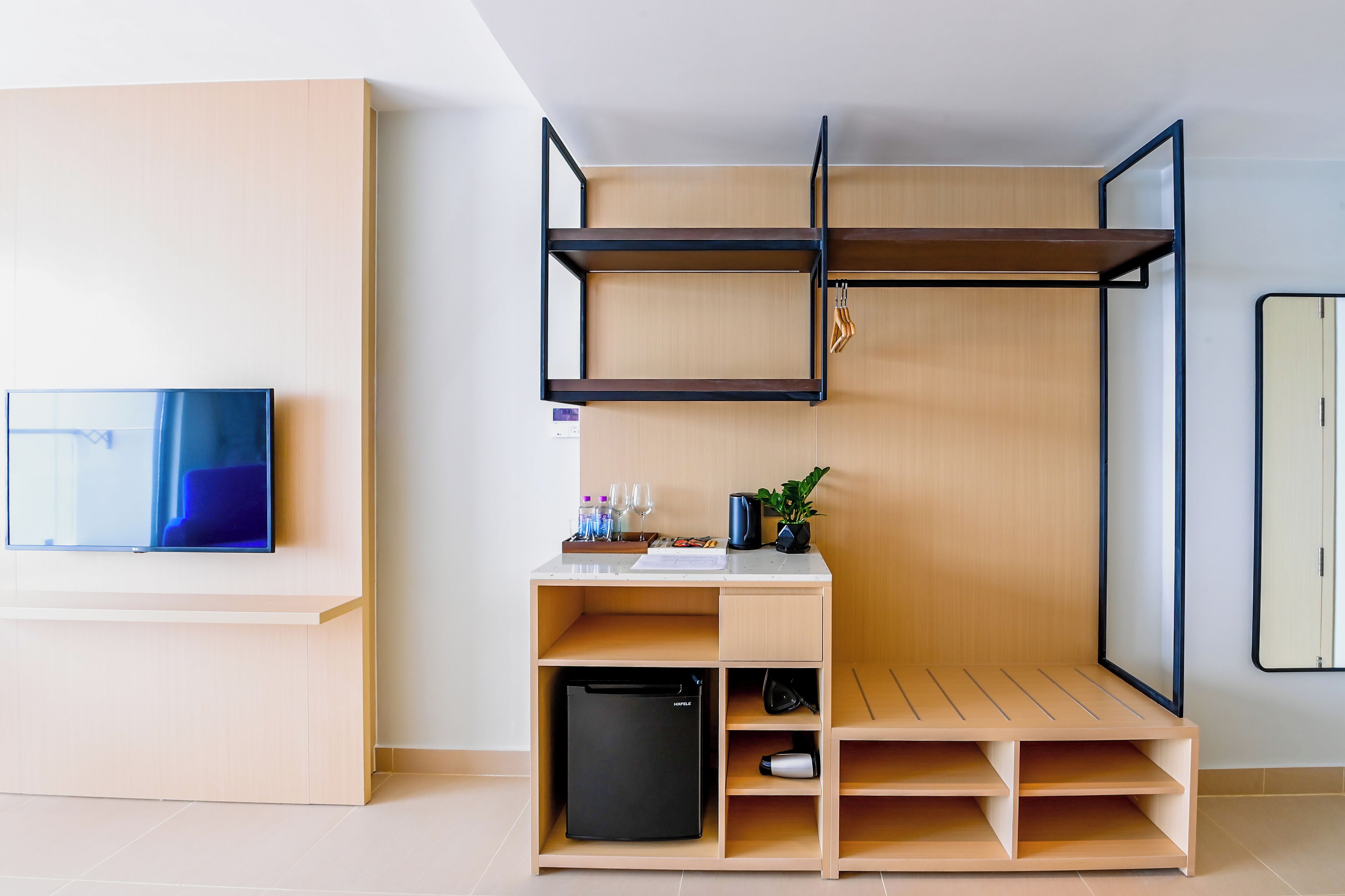 minibar, in-room safe, desk, blackout curtains