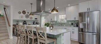 Hidden Gem - Ideal 4 Bedroom Centennial House