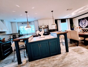 Dining - Romantic Country Living Experience (Trinity)