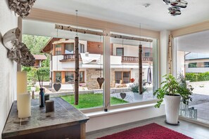 Interior - Apartment "Robi" with Mountain View, Garden & Wi-Fi (Fulpmes)