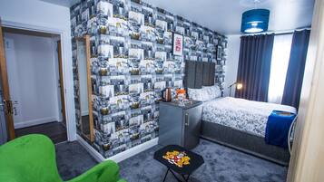 Deluxe Room | 2 bedrooms, individually decorated, individually furnished, desk