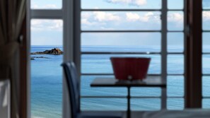 Basic Room, 1 Bedroom (303(Oceanview)) - Goseong Badabihaengsapensyeon (Goseong)