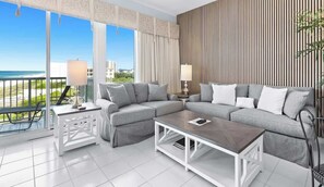 Smart TV, offices - The Crescent 402 (Miramar Beach)